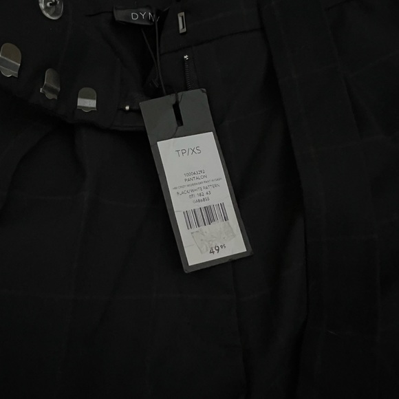 Dynamite black dress pants with a pattern design - Picture 4 of 4